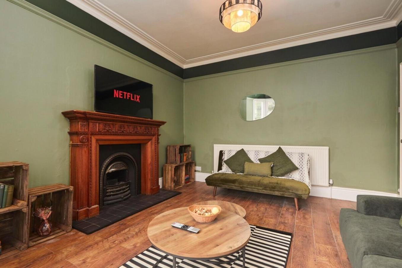 Cosy, Stylish, Leafy And Homely Sheffield Exterior photo